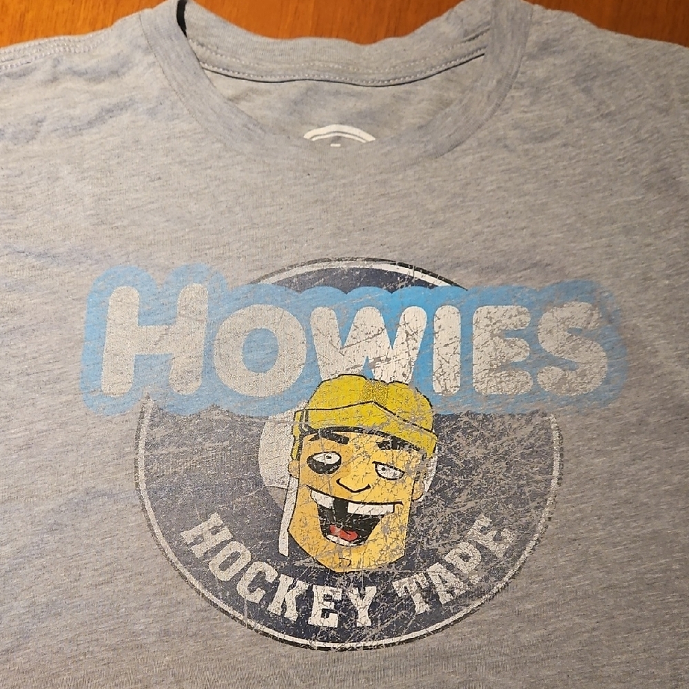 Howies Hockey Tshirt, EUC, Youth Large